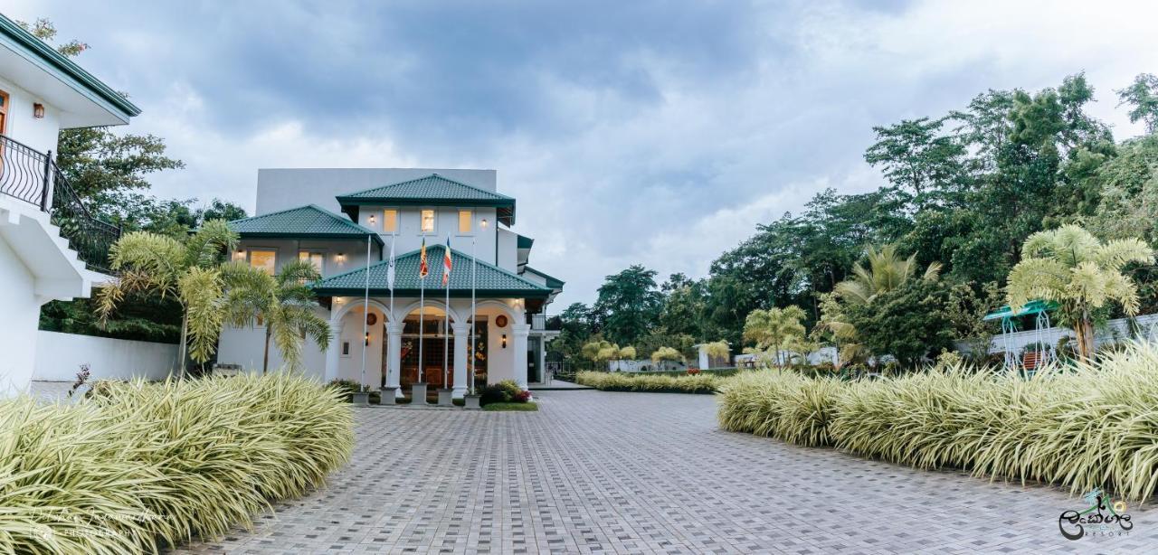 Lakegala Resort Matale Eksteriør bilde