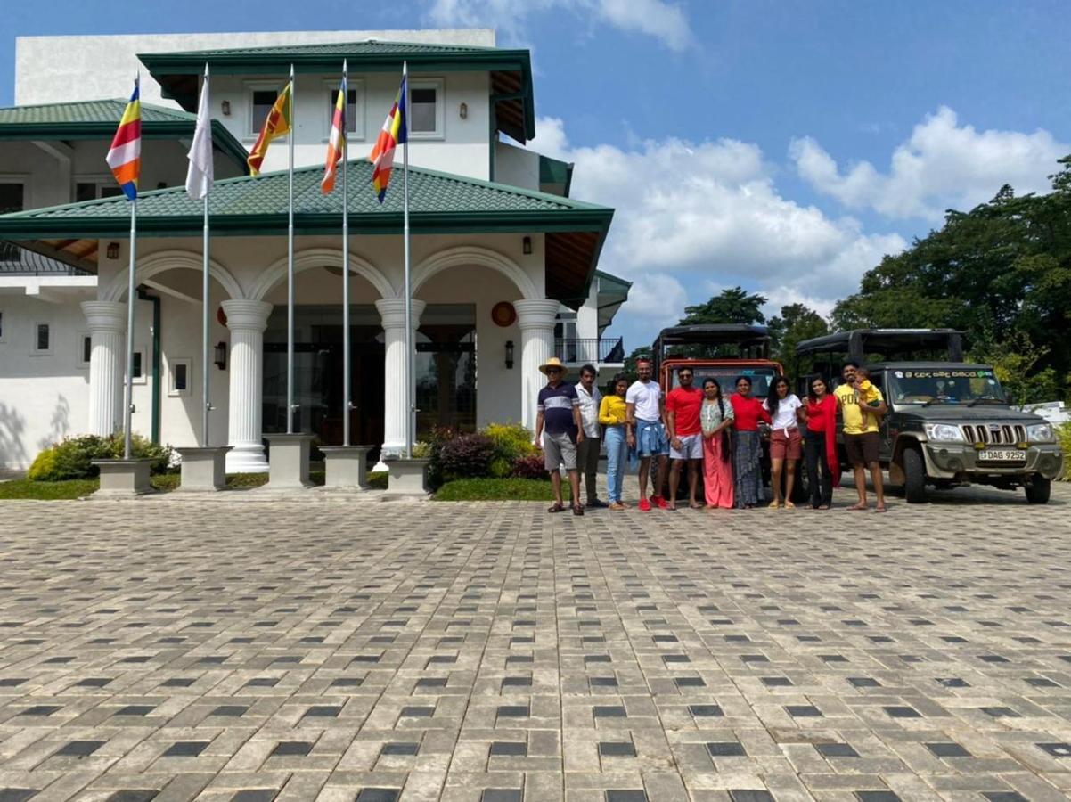 Lakegala Resort Matale Eksteriør bilde